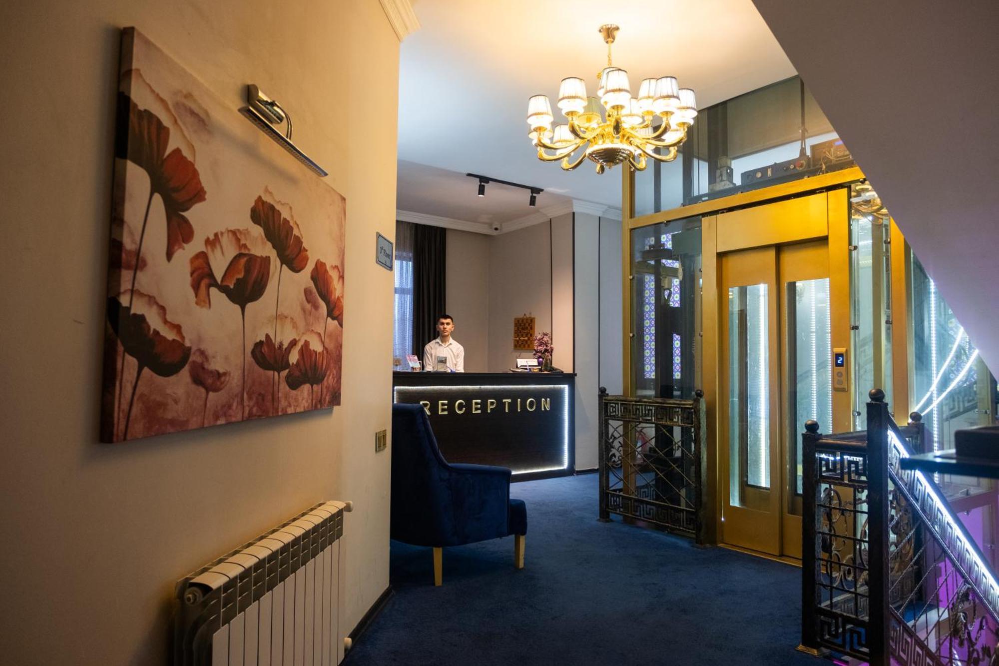 Grand Mirror Hotel Baku Eksteriør billede